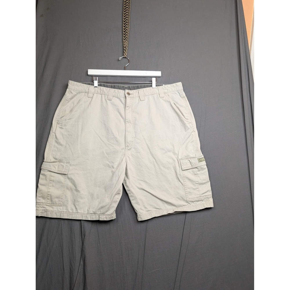 Wrangler Mens Khaki‎ Cotton Cargo Shorts Size 44 Casual Multi-Pocket Solid